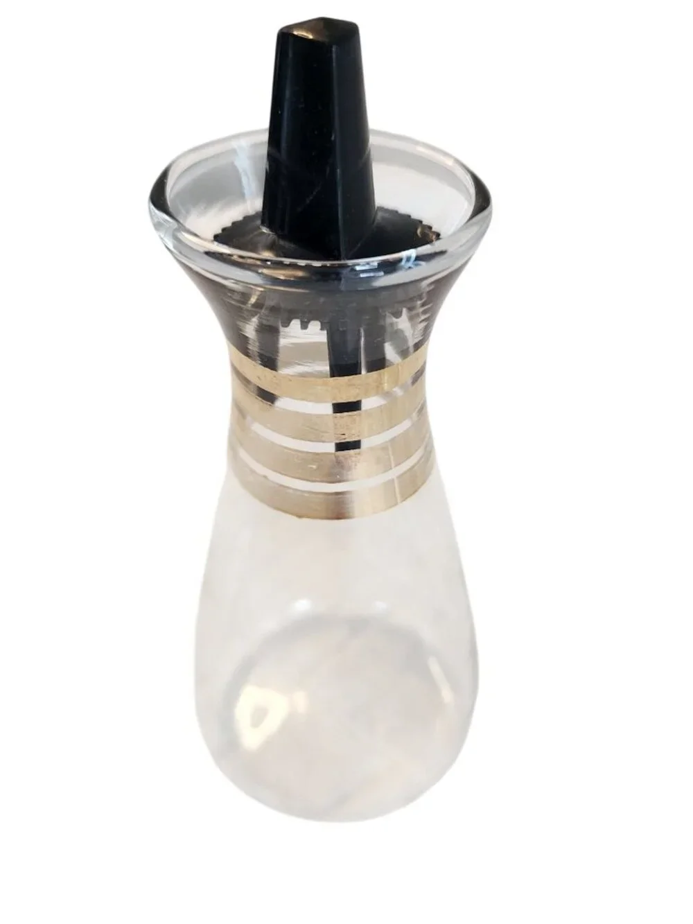 Pyrex Glass Salt / Pepper Shakers Clear Glass 4 Gold Bands Black Plastic Top Mid